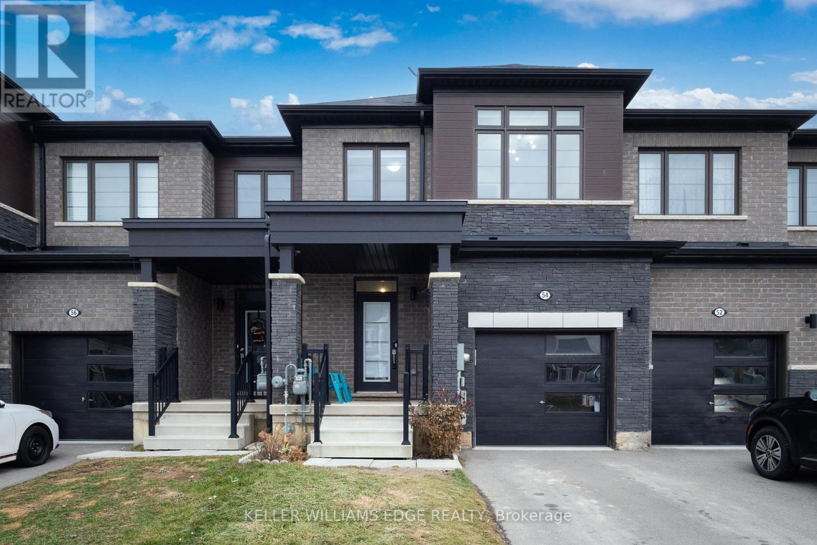 54 Oaktree Drive, Haldimand, Ontario  N3W 0E7 - Photo 1 - X12698356