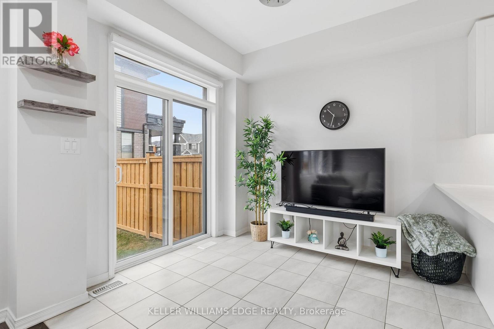 54 Oaktree Drive, Haldimand, Ontario  N3W 0E7 - Photo 10 - X12698356