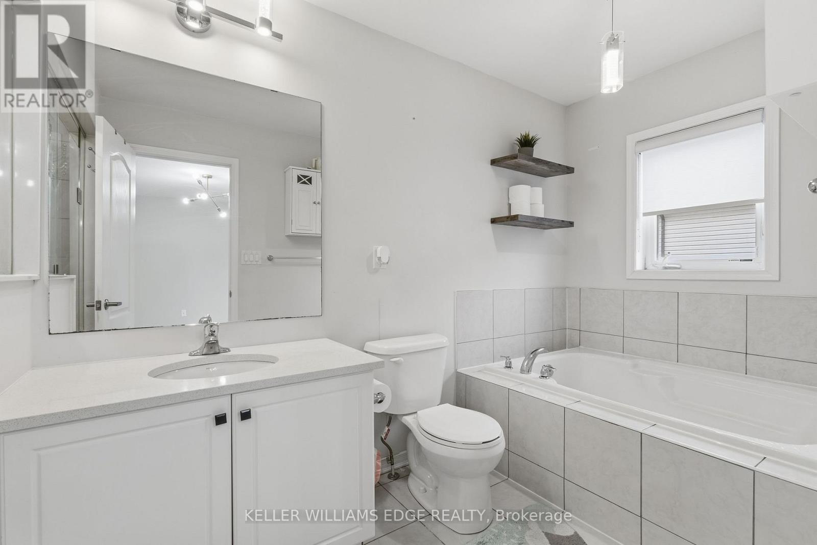 54 Oaktree Drive, Haldimand, Ontario  N3W 0E7 - Photo 25 - X12698356