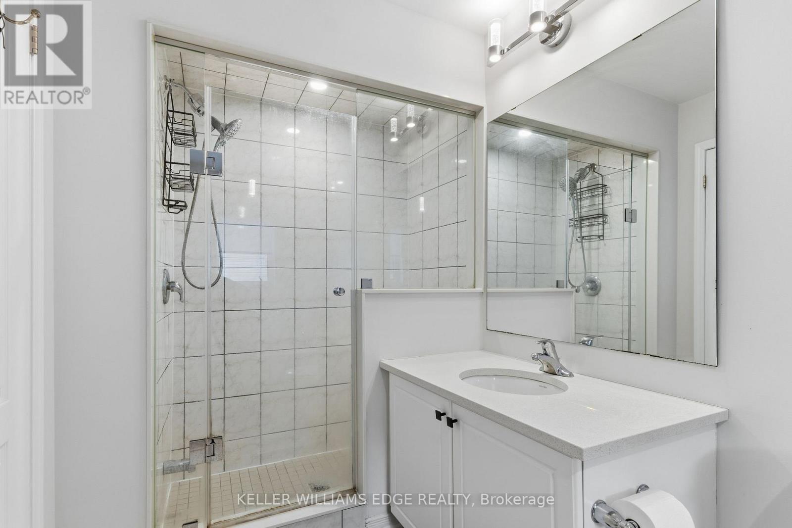 54 Oaktree Drive, Haldimand, Ontario  N3W 0E7 - Photo 26 - X12698356