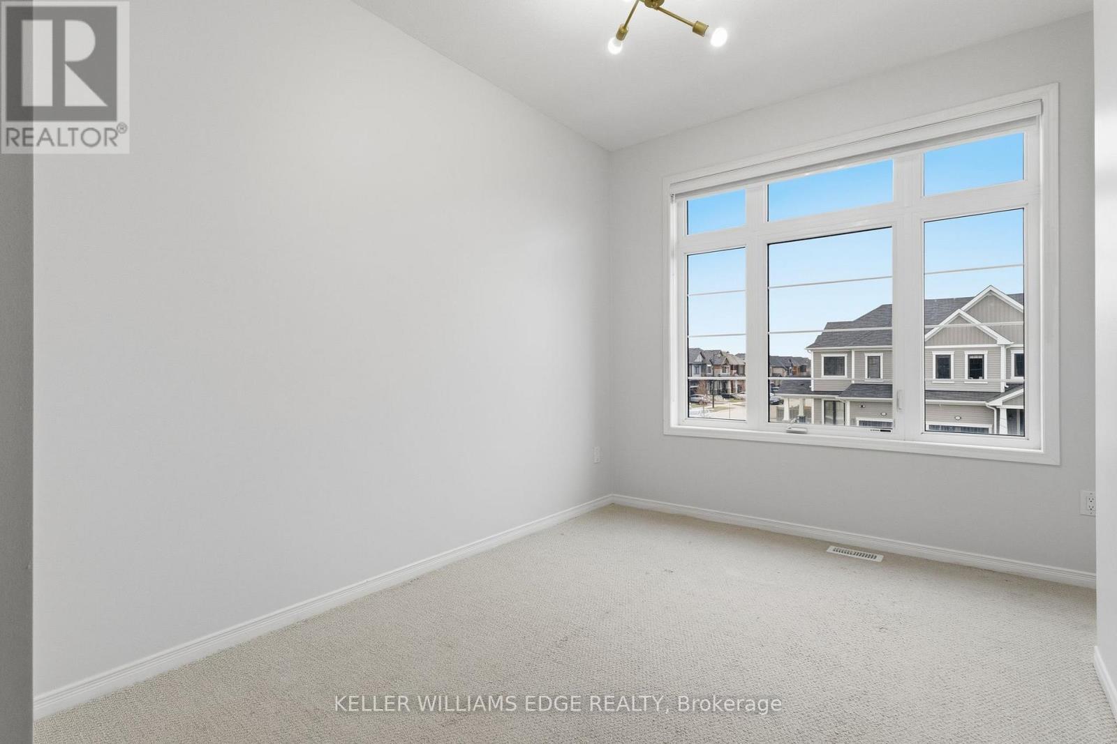 54 Oaktree Drive, Haldimand, Ontario  N3W 0E7 - Photo 29 - X12698356