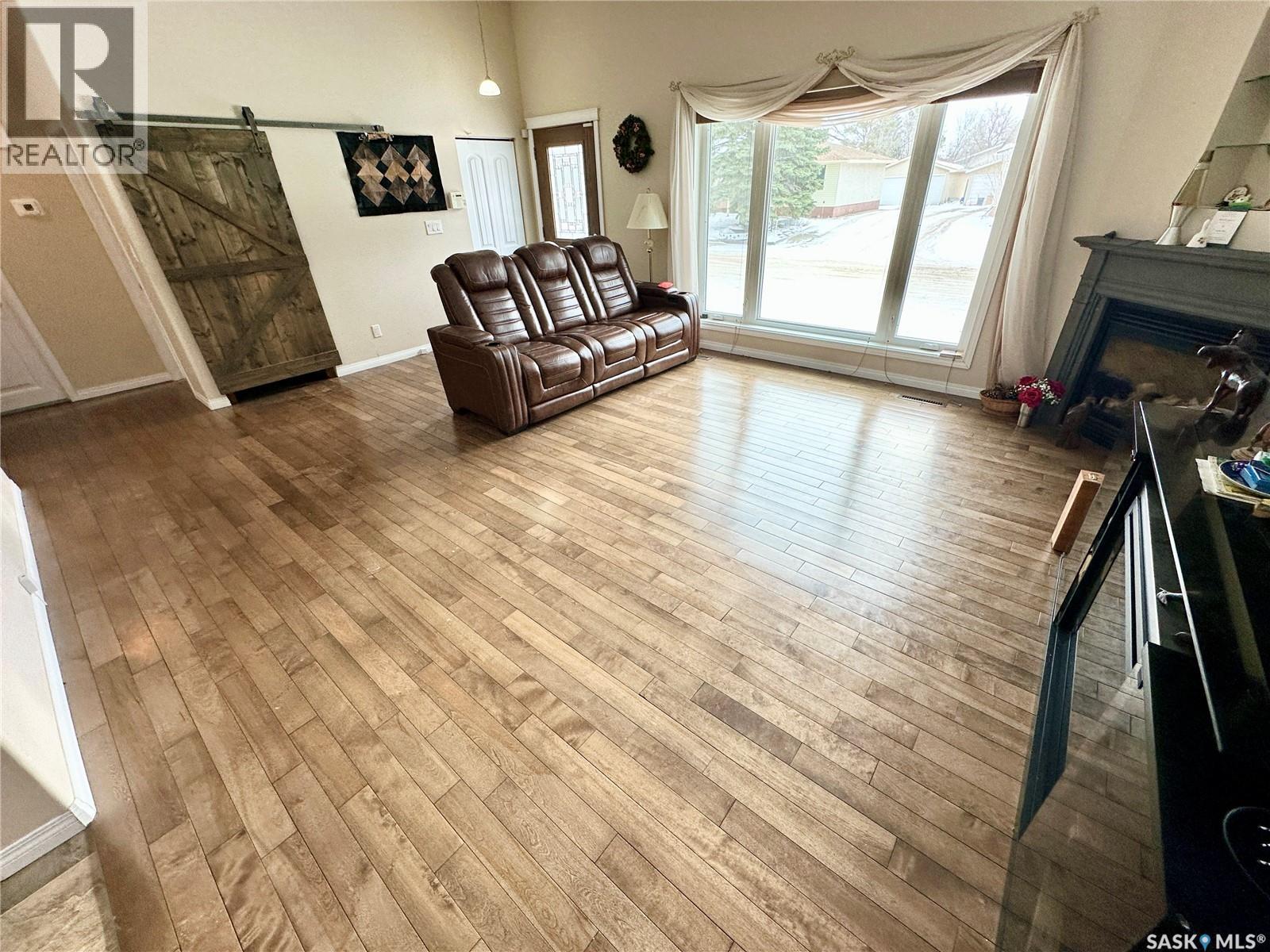 3 Scott Crescent, Weyburn, Saskatchewan  S4H 1T5 - Photo 4 - SK026731