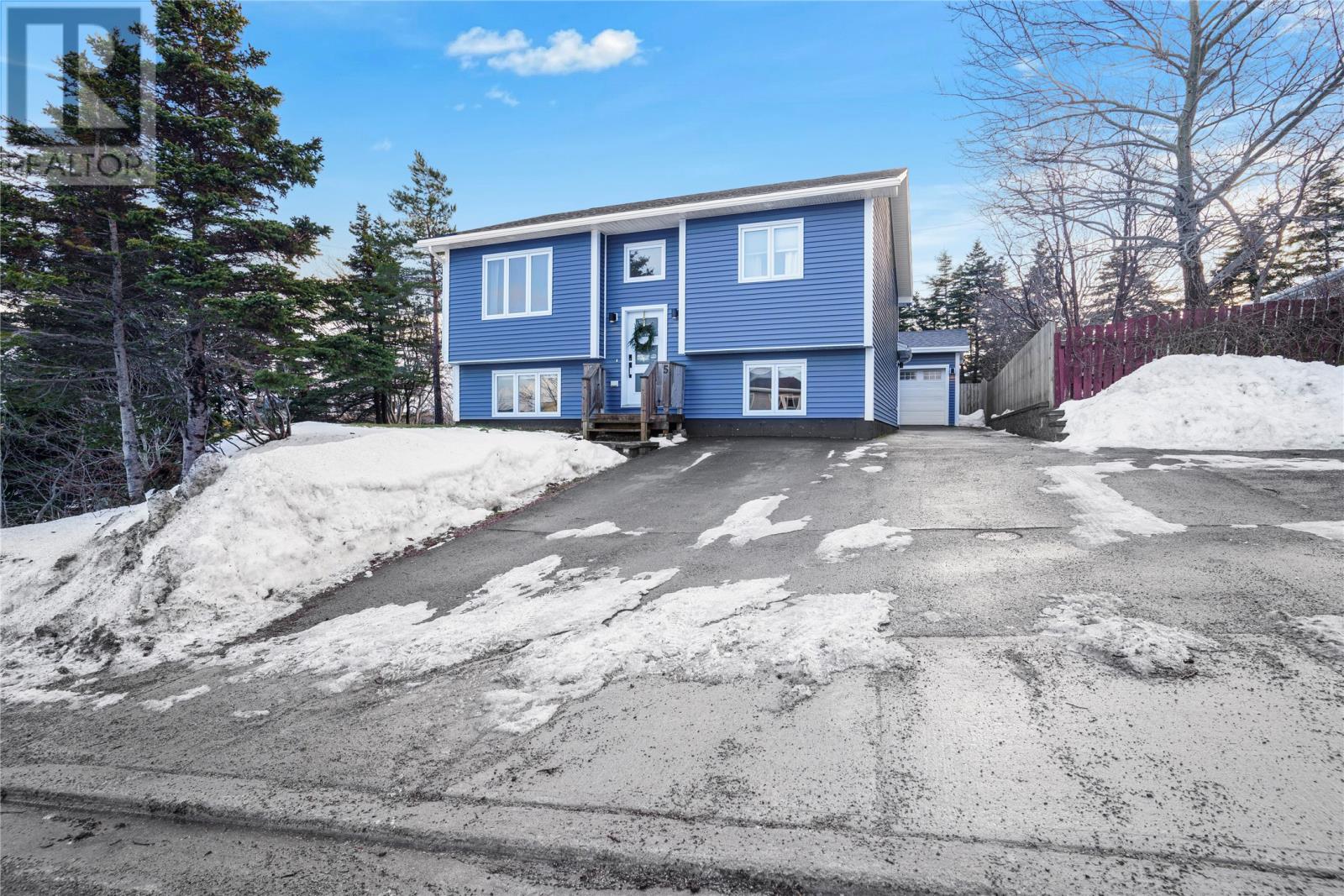 5 Reddy Drive, Torbay, Newfoundland & Labrador  A1K 1B6 - Photo 1 - 1293746