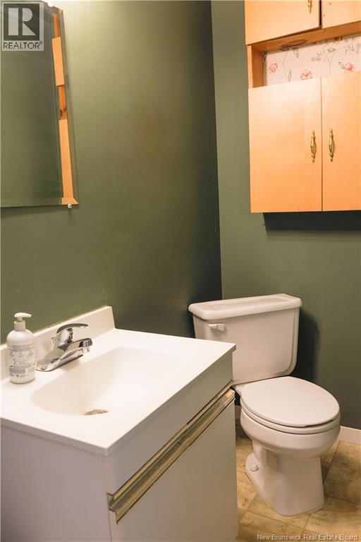 32 Beechwood Avenue, Moncton, New Brunswick  E1A 4Z3 - Photo 13 - NB132212