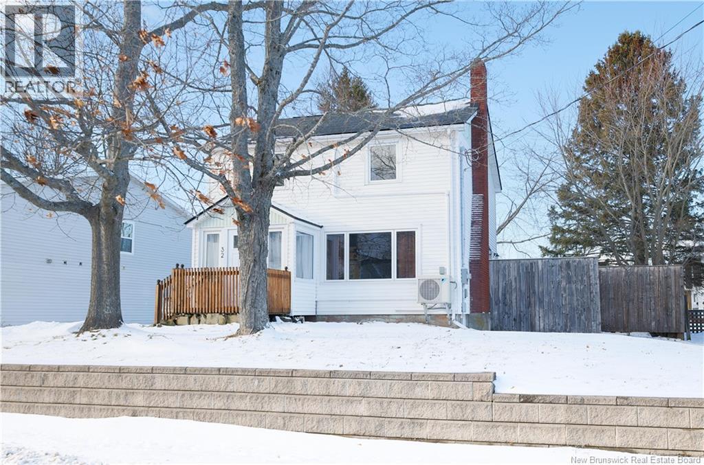 32 Beechwood Avenue, Moncton, New Brunswick  E1A 4Z3 - Photo 3 - NB132212