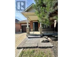 27 BUTTERWOOD LANE, Whitchurch-Stouffville, Ontario