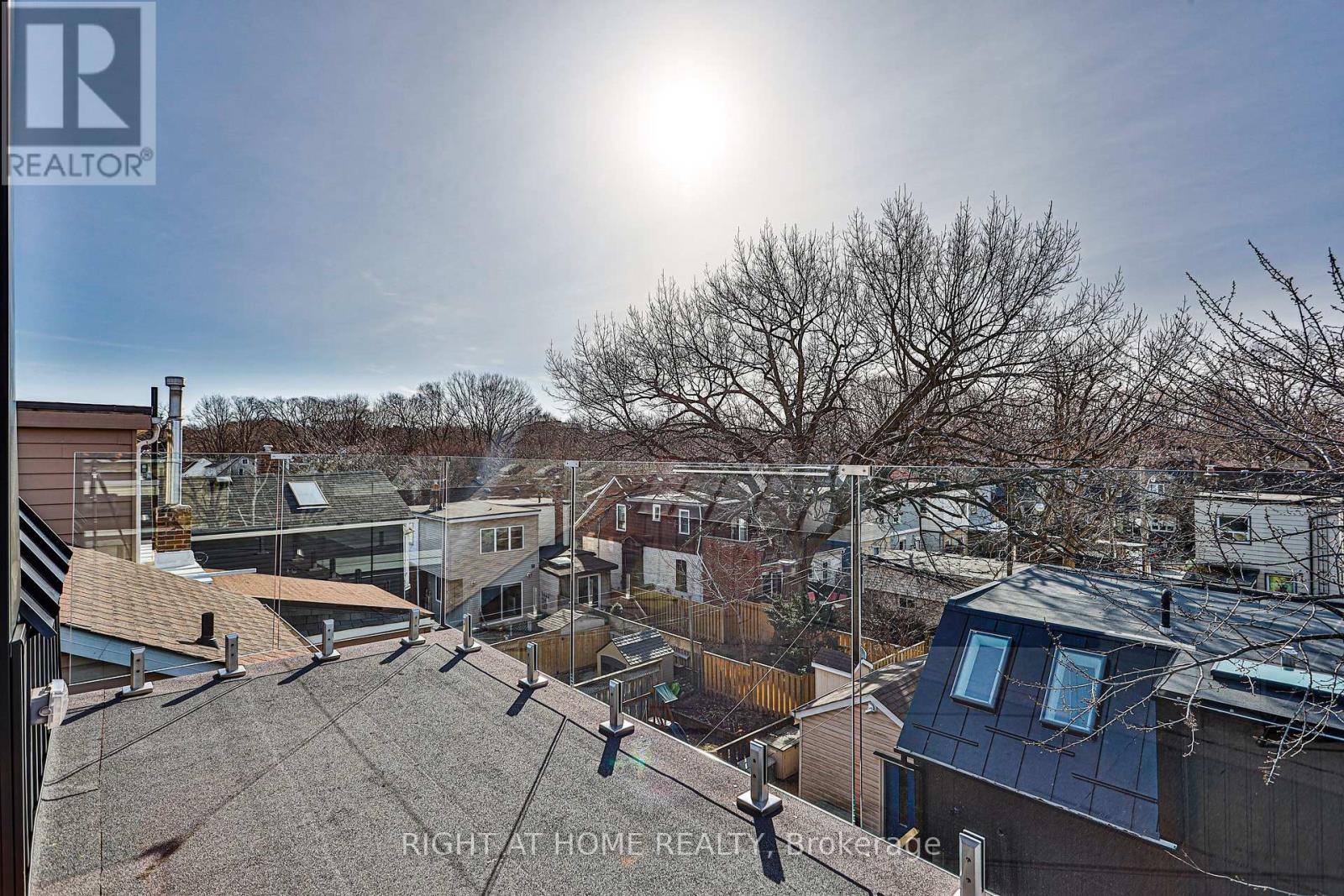 Main And Laneway - 11 Merrill Avenue W, Toronto, Ontario  M4C 1C4 - Photo 23 - E12698408