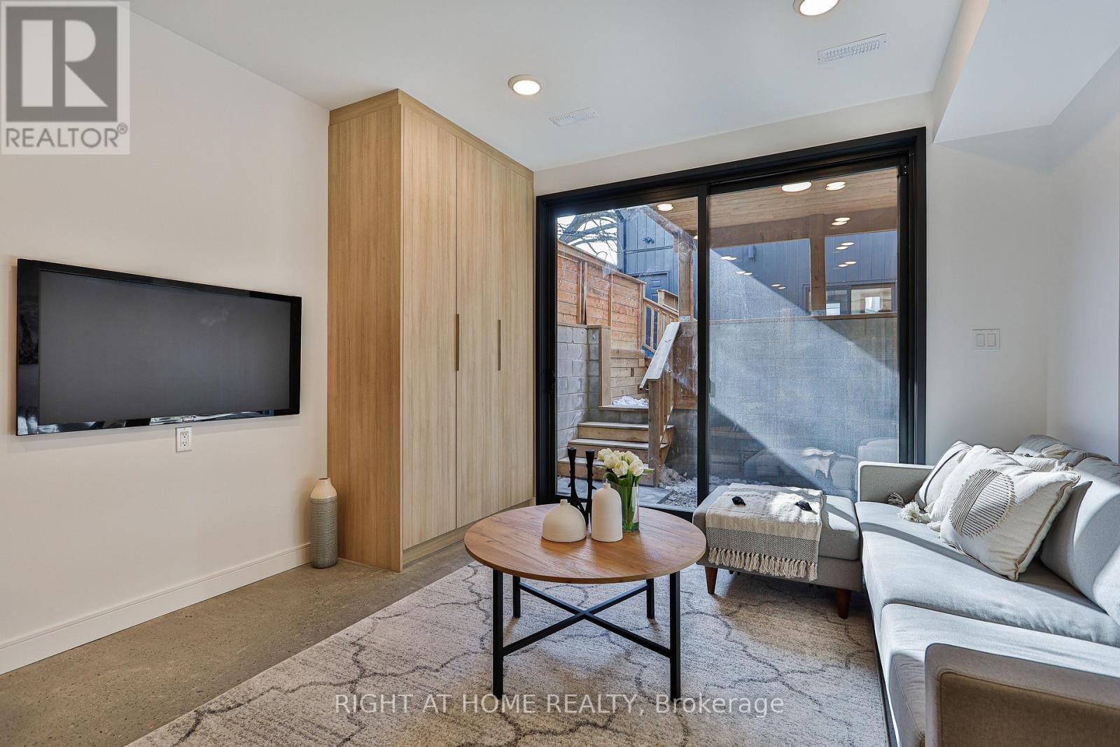 Main And Laneway - 11 Merrill Avenue W, Toronto, Ontario  M4C 1C4 - Photo 27 - E12698408