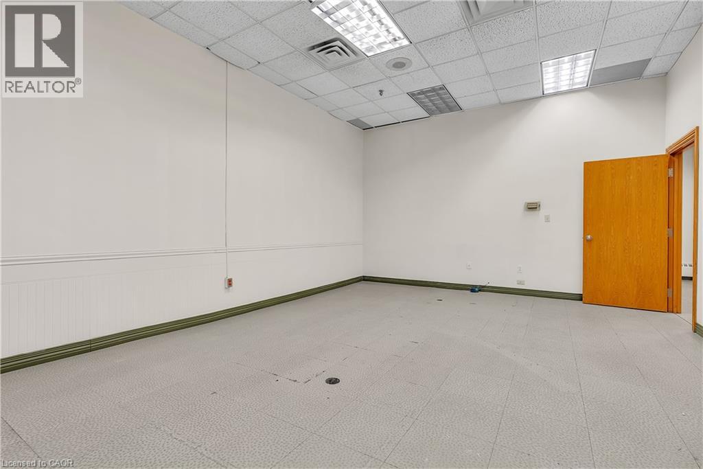 200 James Street S Unit# 9 Robinson, Hamilton, Ontario  L8P 3A9 - Photo 4 - 40798515