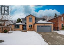 451 KNIGHTSBRIDGE Court, Waterloo, Ontario