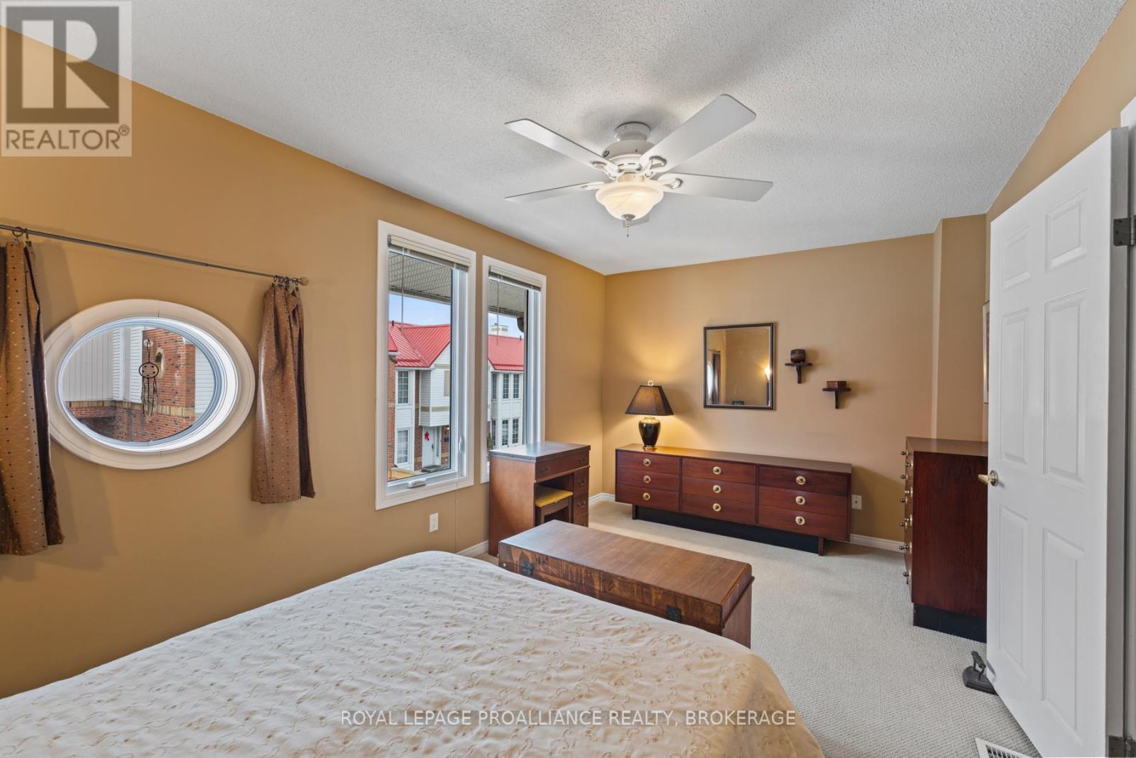 29 - 1 Place D'armes, Kingston (East Of Sir John A. Blvd), Ontario  K7K 6R9 - Photo 19 - X12698436