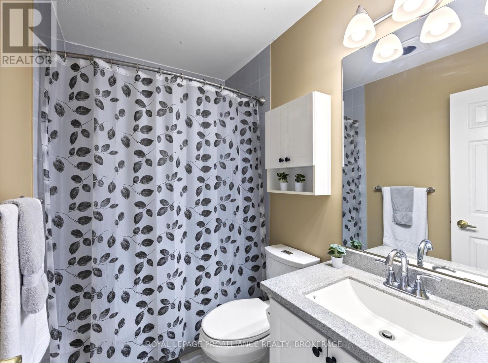 29 - 1 Place D'armes, Kingston (East Of Sir John A. Blvd), Ontario  K7K 6R9 - Photo 20 - X12698436