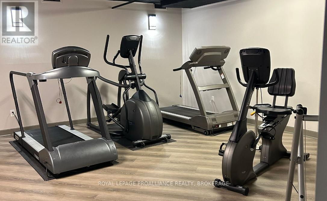 29 - 1 Place D'armes, Kingston (East Of Sir John A. Blvd), Ontario  K7K 6R9 - Photo 36 - X12698436