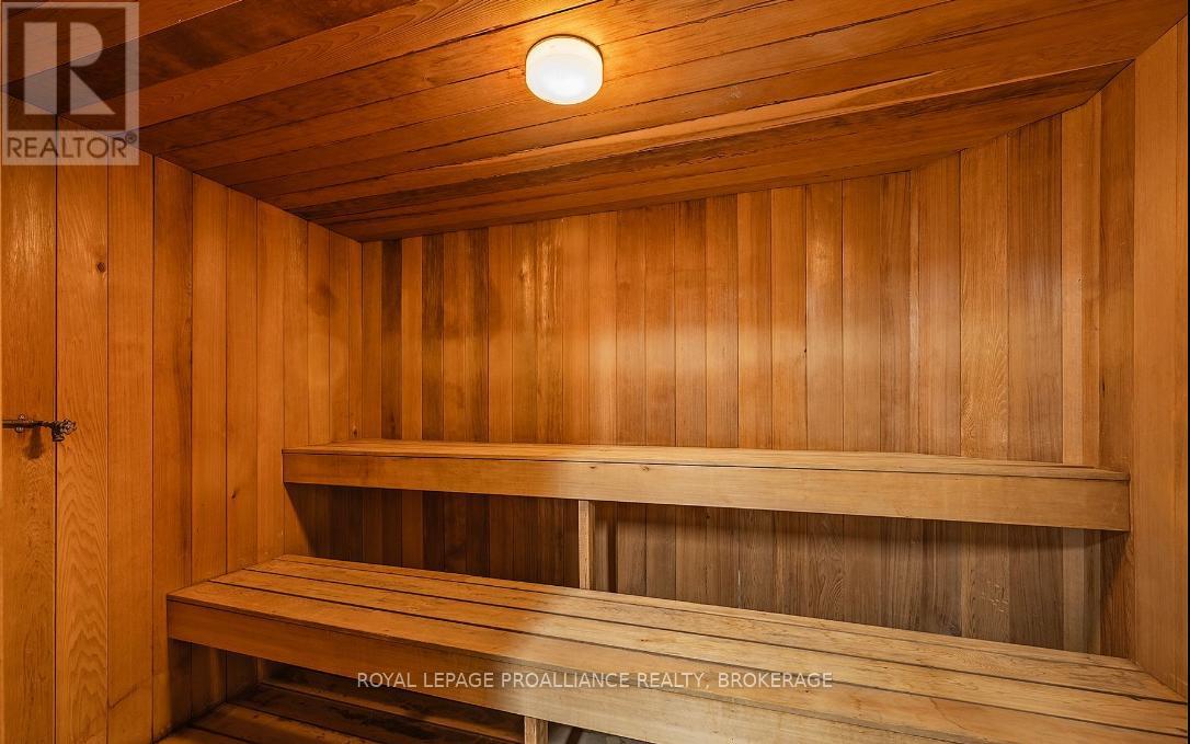 29 - 1 Place D'armes, Kingston (East Of Sir John A. Blvd), Ontario  K7K 6R9 - Photo 37 - X12698436