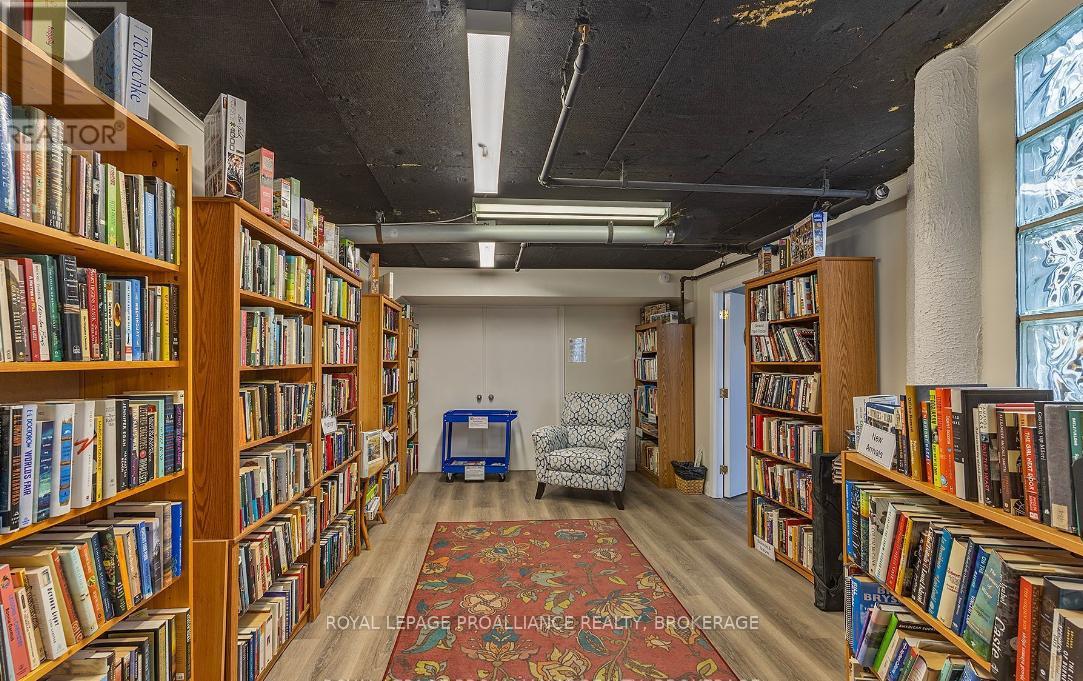 29 - 1 Place D'armes, Kingston (East Of Sir John A. Blvd), Ontario  K7K 6R9 - Photo 39 - X12698436