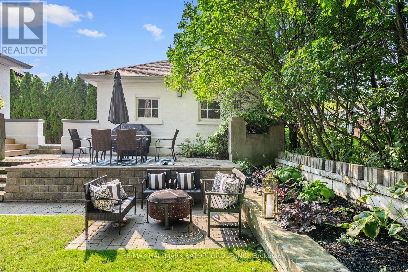 171 Old Forest Hill Road, Toronto, Ontario  M6C 2G7 - Photo 41 - C12696724