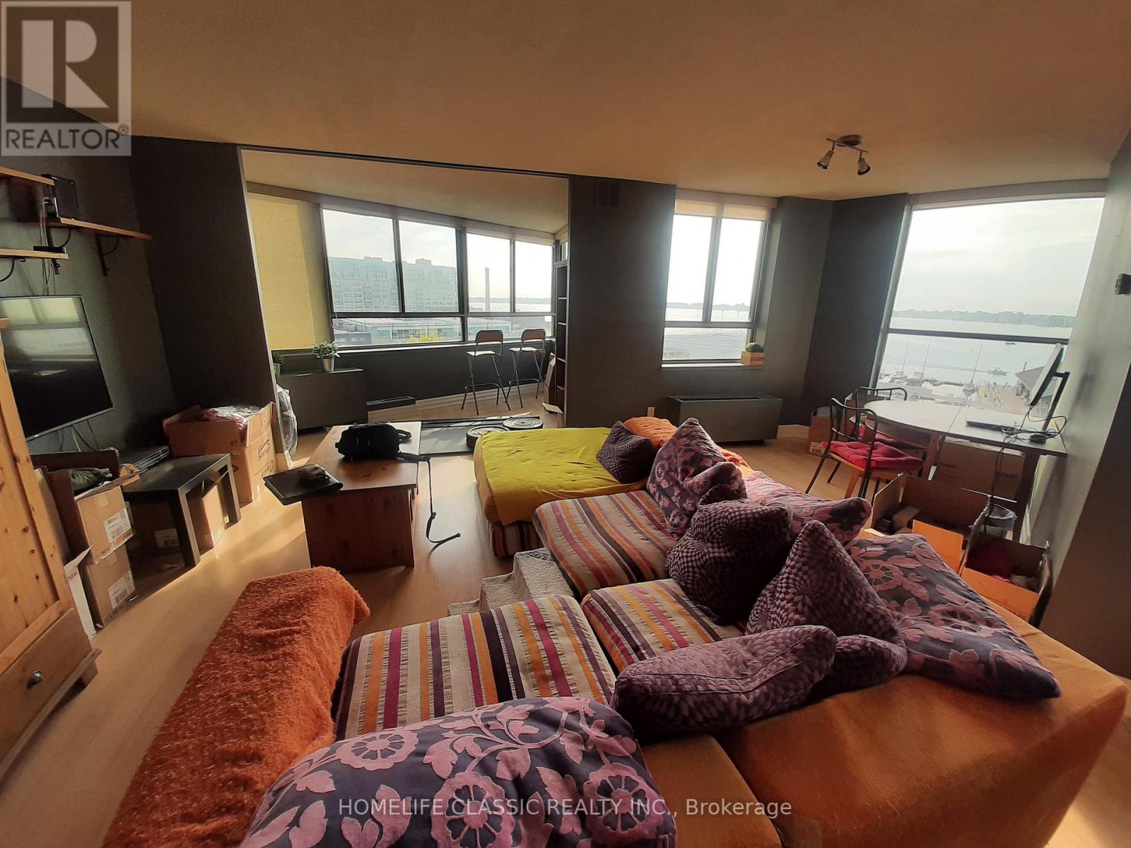 801 - 250 Queens Quay W, Toronto, Ontario  M5J 2N2 - Photo 4 - C12698414