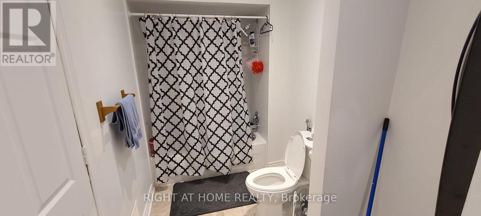 (Main) - 16 Sexton Crescent, Toronto, Ontario  M2H 2L5 - Photo 12 - C12698418