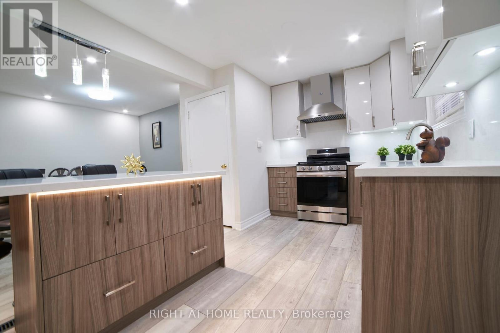 (Main) - 16 Sexton Crescent, Toronto, Ontario  M2H 2L5 - Photo 9 - C12698418