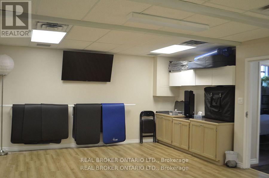 3 - 213 Horseshoe Valley Road, Oro-Medonte, Ontario  L0K 1E0 - Photo 12 - S12698428