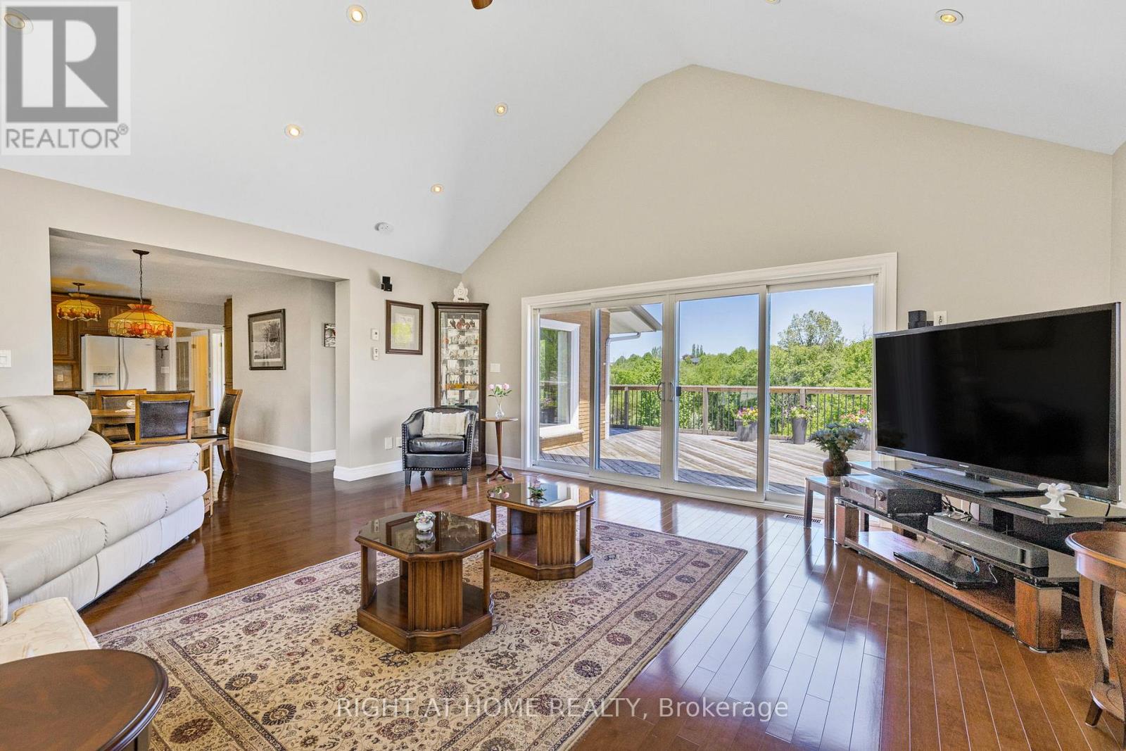 42 Valleyview Road, Brampton, Ontario  L6Z 4P9 - Photo 10 - W12698416