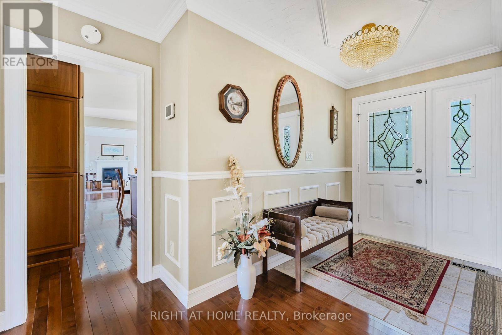 42 Valleyview Road, Brampton, Ontario  L6Z 4P9 - Photo 6 - W12698416