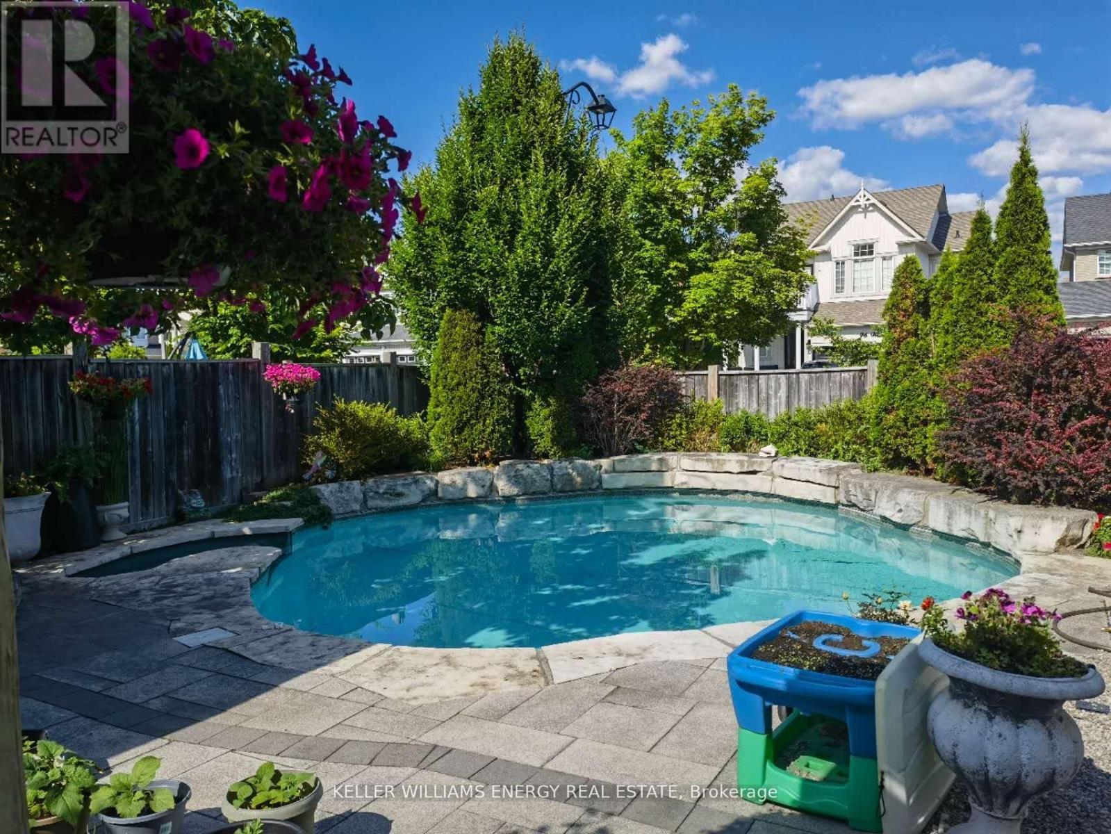 83 Wessex Drive, Whitby, Ontario  L1M 2C1 - Photo 34 - E12695304