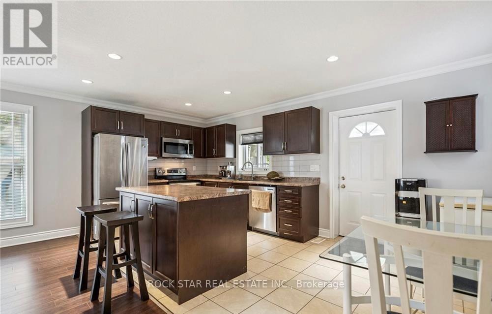 34 Cliff Avenue, Hamilton, Ontario  L8V 2R9 - Photo 4 - X12698432