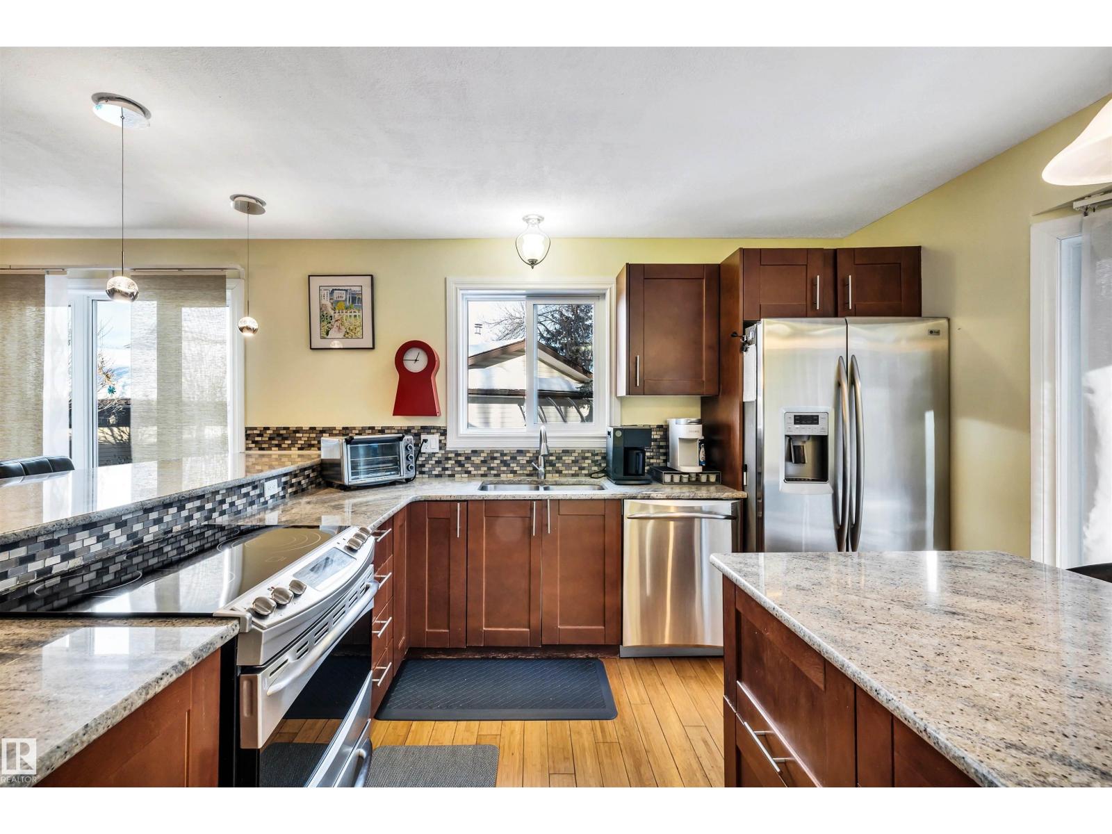 4612 10a Av Nw, Edmonton, Alberta  T6L 4A6 - Photo 5 - E4470084