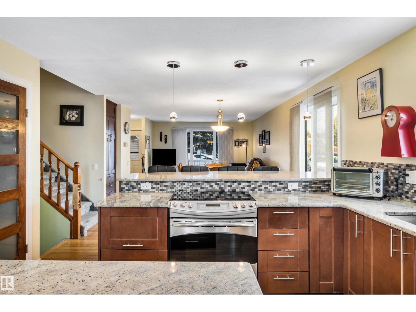 4612 10a Av Nw, Edmonton, Alberta  T6L 4A6 - Photo 6 - E4470084