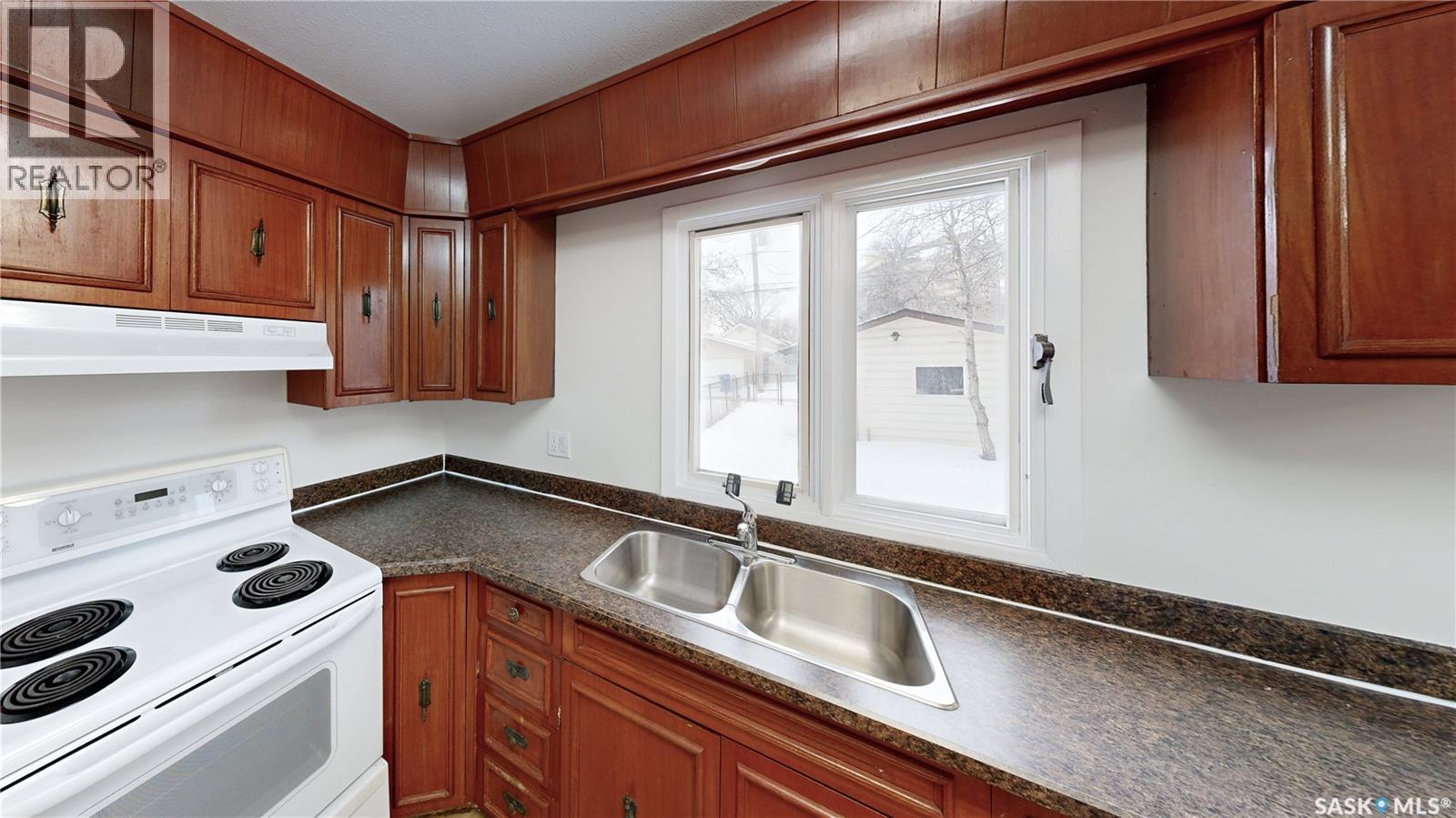 2130 Atkinson Street, Regina, Saskatchewan  S4N 3W9 - Photo 8 - SK026858