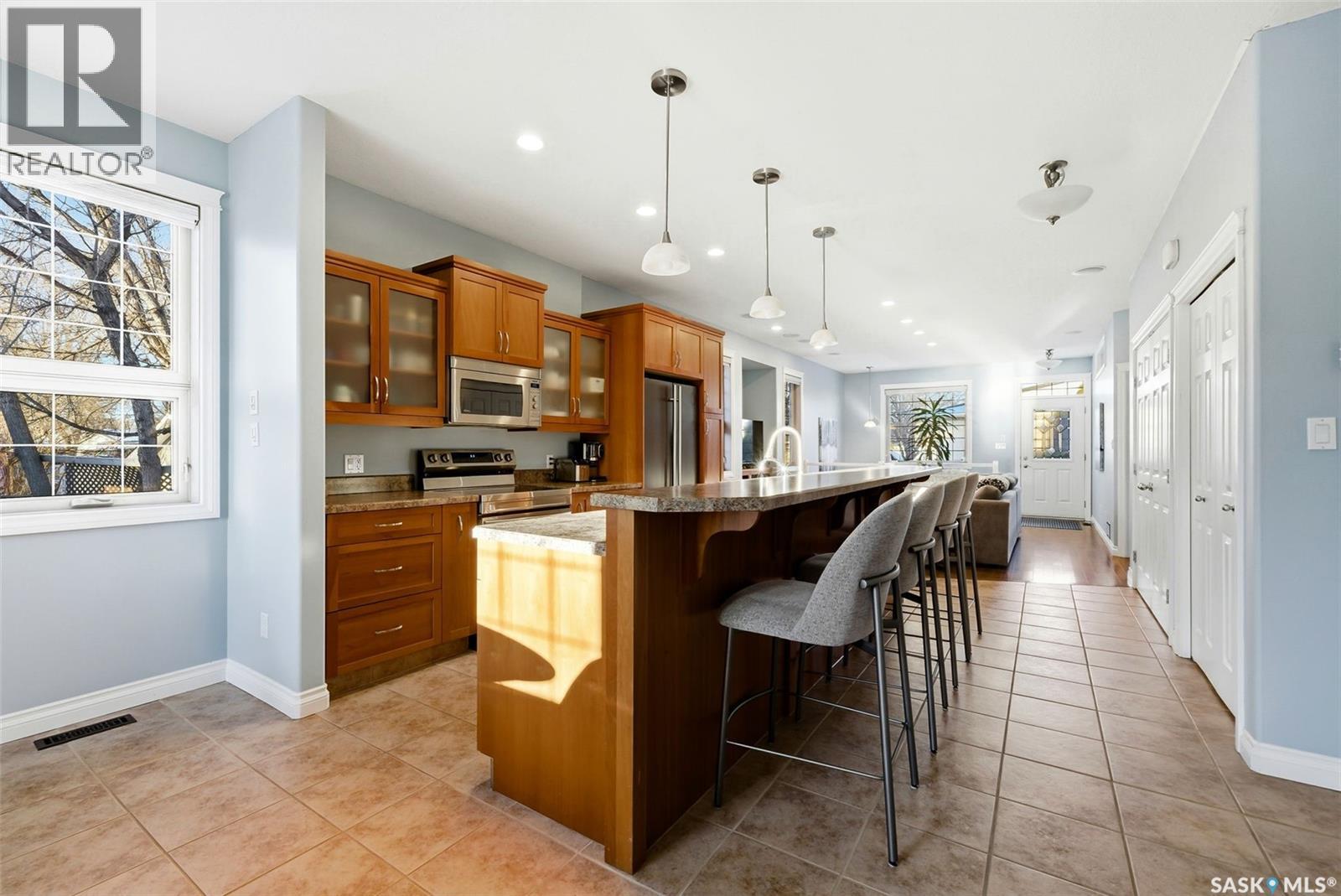 56 Stapleford Crescent, Regina, Saskatchewan  S4R 4S5 - Photo 6 - SK026821