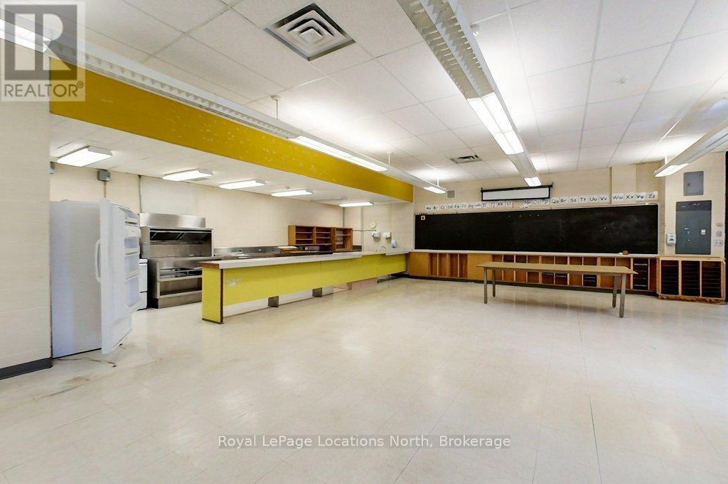 2 - 125 Eliza Street S, Meaford, Ontario  N4L 1B4 - Photo 11 - X12698504