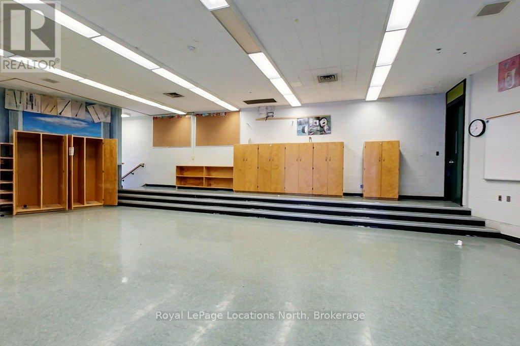 2 - 125 Eliza Street S, Meaford, Ontario  N4L 1B4 - Photo 9 - X12698504