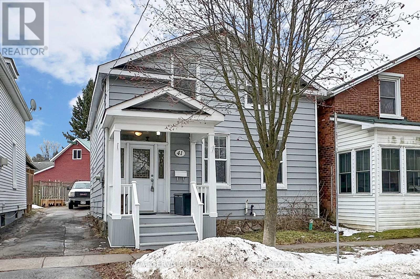 41 WARD STREET, Port Hope, Ontario