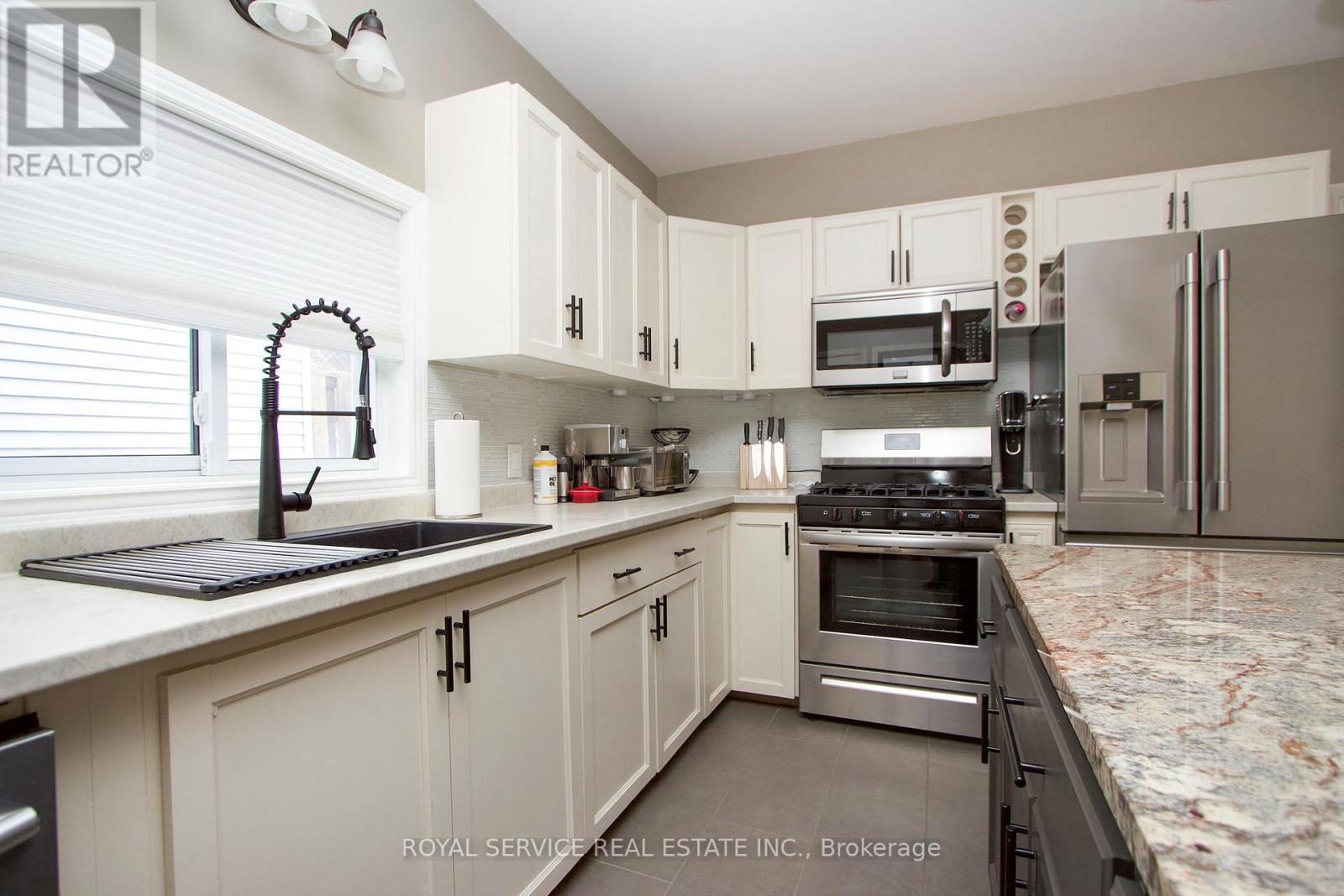 41 Ward Street, Port Hope, Ontario  L1A 1L7 - Photo 11 - X12698448