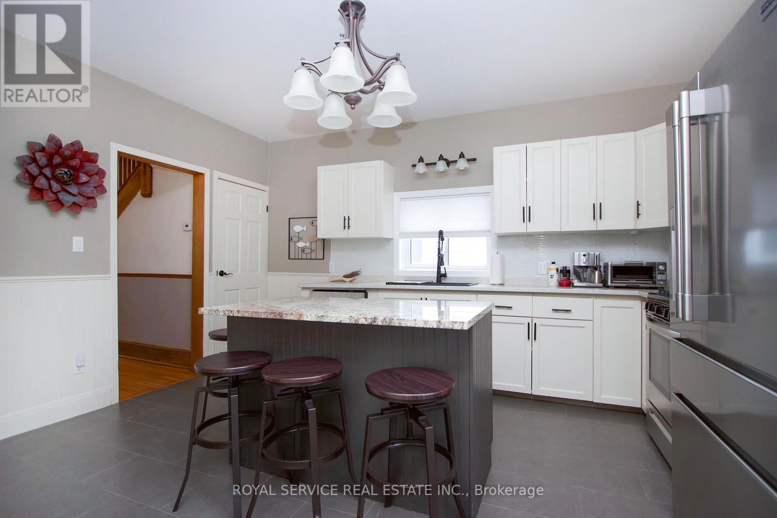 41 Ward Street, Port Hope, Ontario  L1A 1L7 - Photo 7 - X12698448