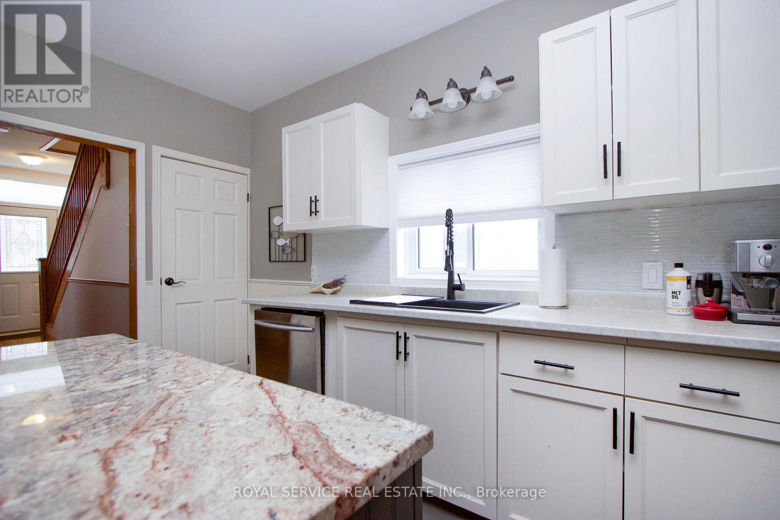 41 Ward Street, Port Hope, Ontario  L1A 1L7 - Photo 9 - X12698448