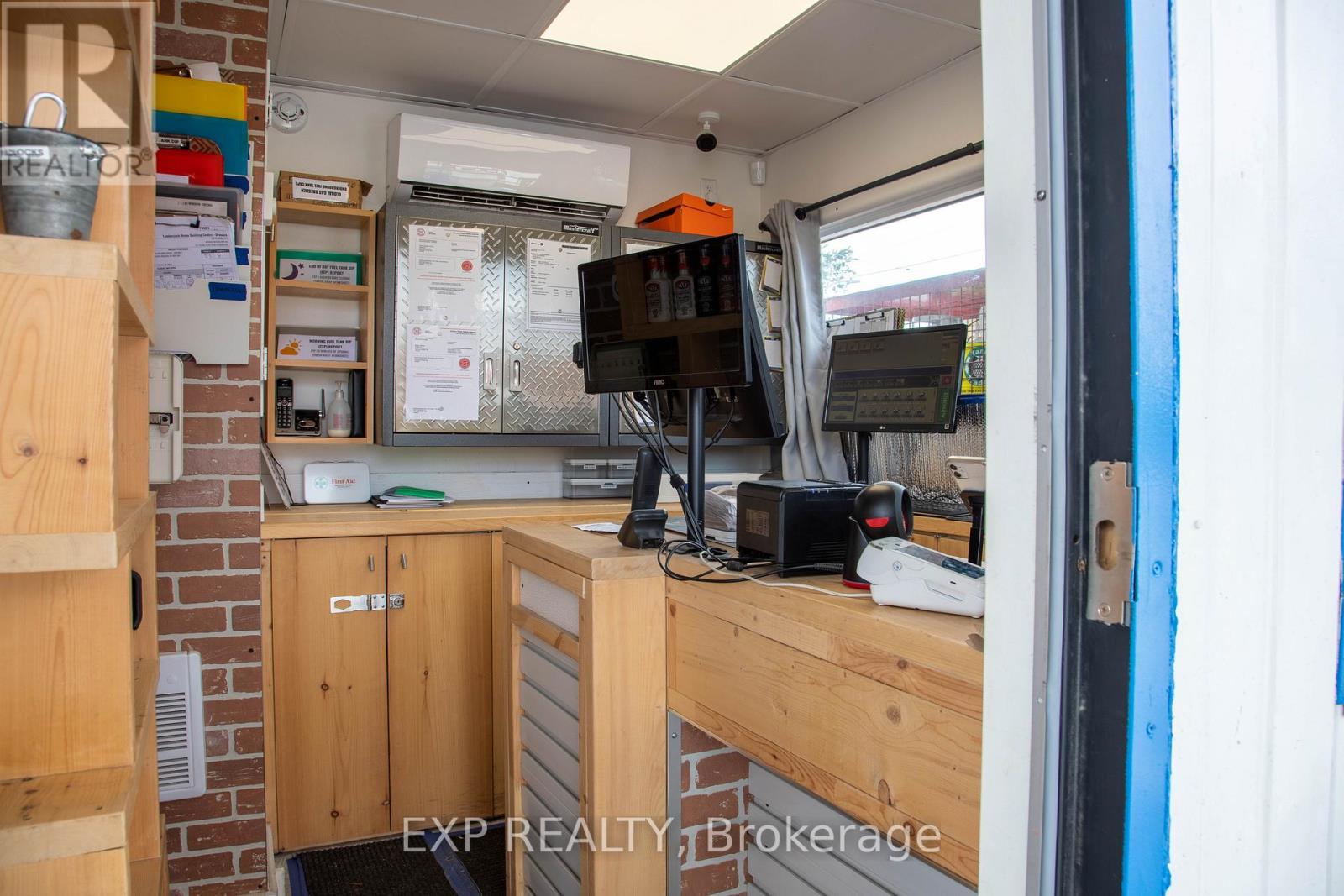 308 St. George Street, Chatham-Kent, Ontario  N0P 1M0 - Photo 10 - X12698458