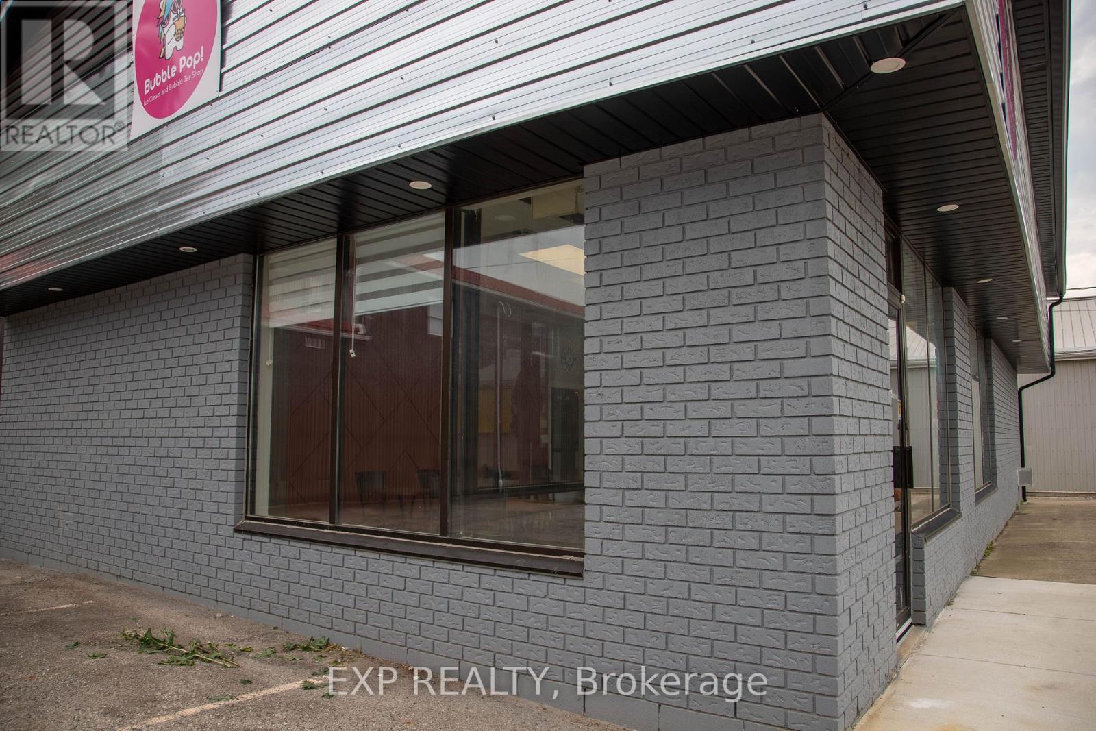 308 St. George Street, Chatham-Kent, Ontario  N0P 1M0 - Photo 14 - X12698458