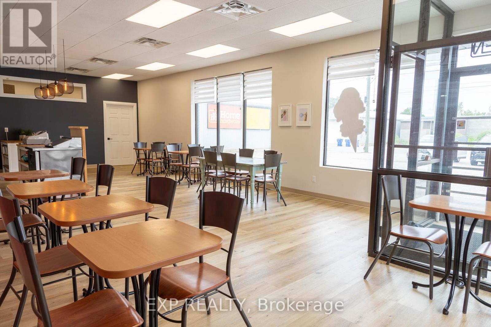 308 St. George Street, Chatham-Kent, Ontario  N0P 1M0 - Photo 18 - X12698458