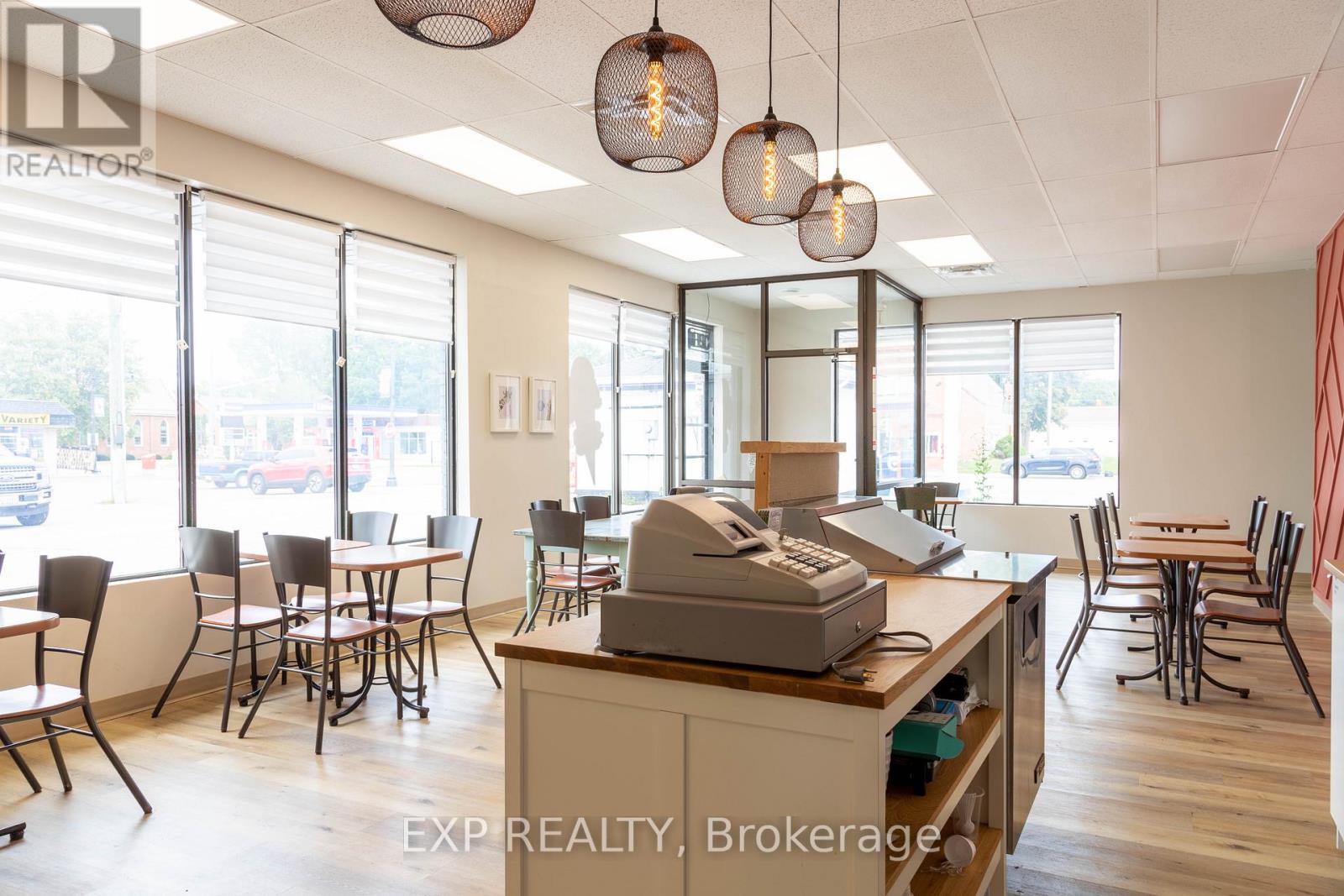 308 St. George Street, Chatham-Kent, Ontario  N0P 1M0 - Photo 20 - X12698458