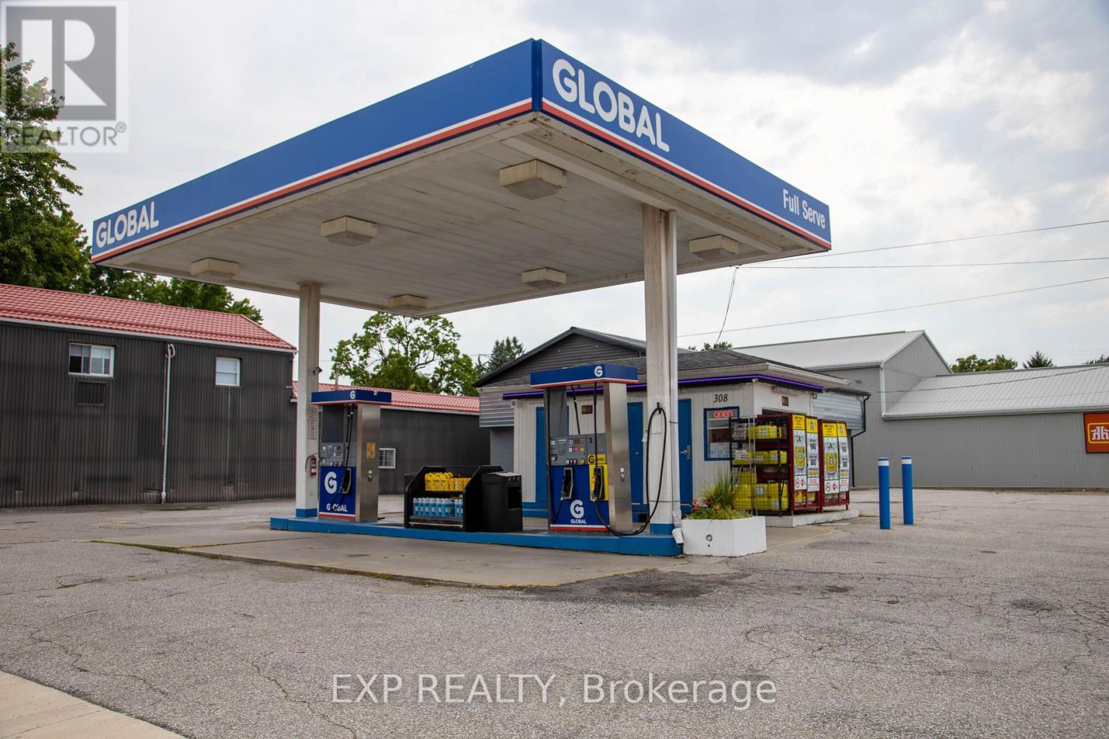 308 St. George Street, Chatham-Kent, Ontario  N0P 1M0 - Photo 3 - X12698458