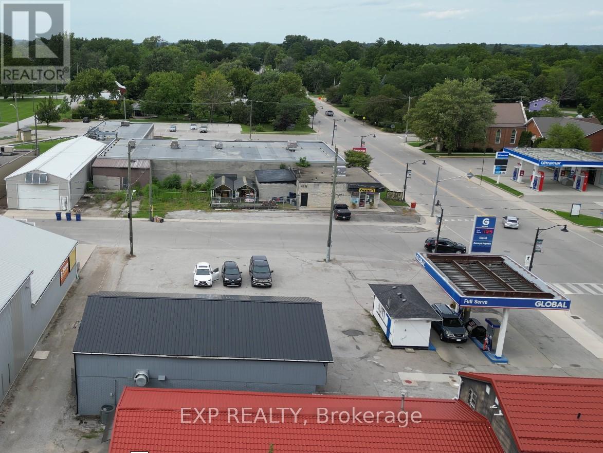 308 St. George Street, Chatham-Kent, Ontario  N0P 1M0 - Photo 35 - X12698458