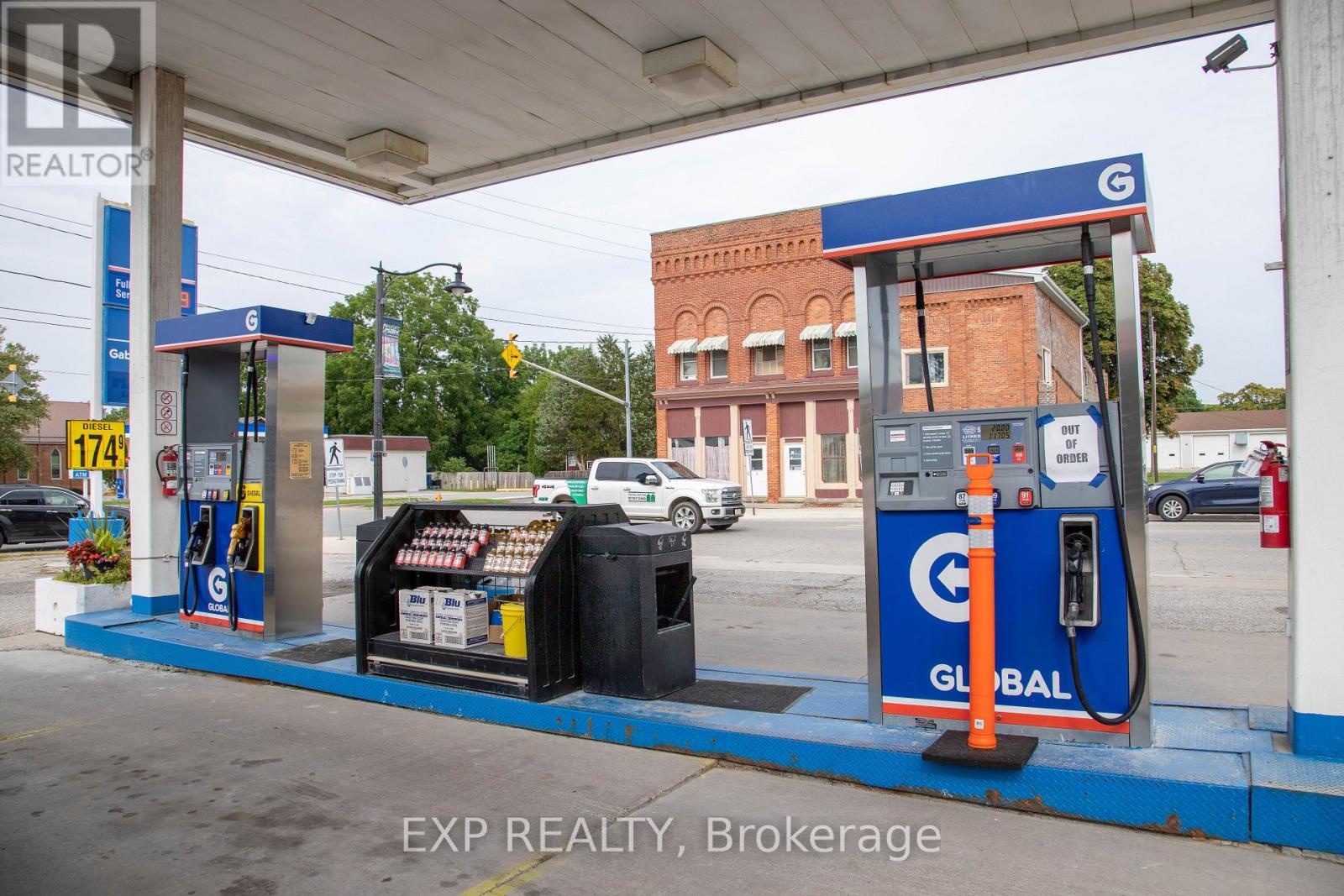 308 St. George Street, Chatham-Kent, Ontario  N0P 1M0 - Photo 7 - X12698458