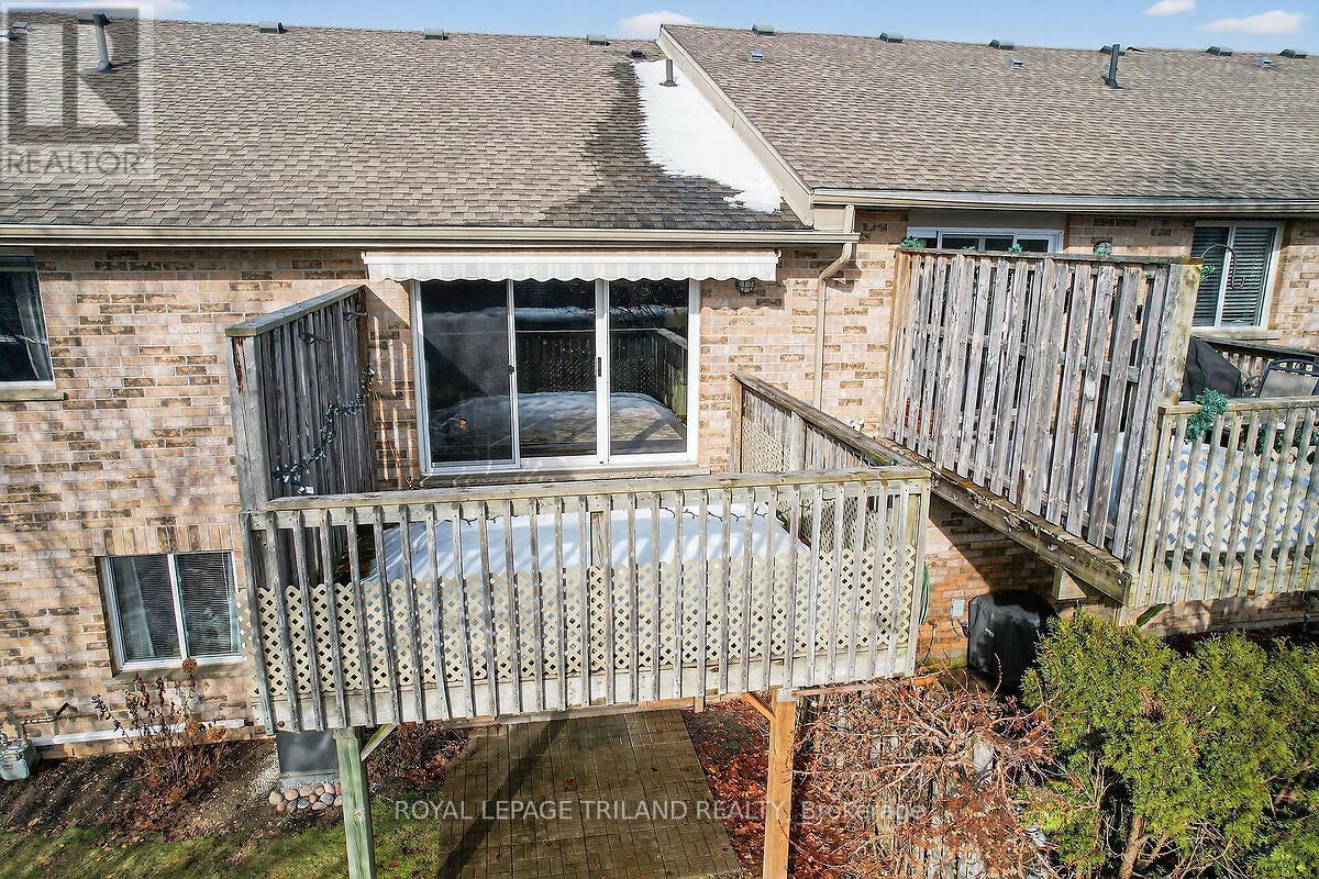 79 - 1241 Beaverbrook Avenue, London North, Ontario  N6H 5P1 - Photo 4 - X12698460