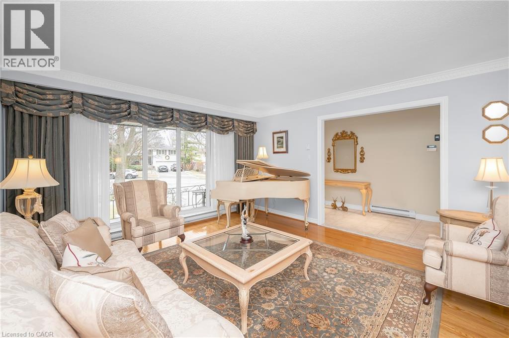 265 Windy Oaks Drive, Mississauga, Ontario  L5G 1Z8 - Photo 9 - 40793005