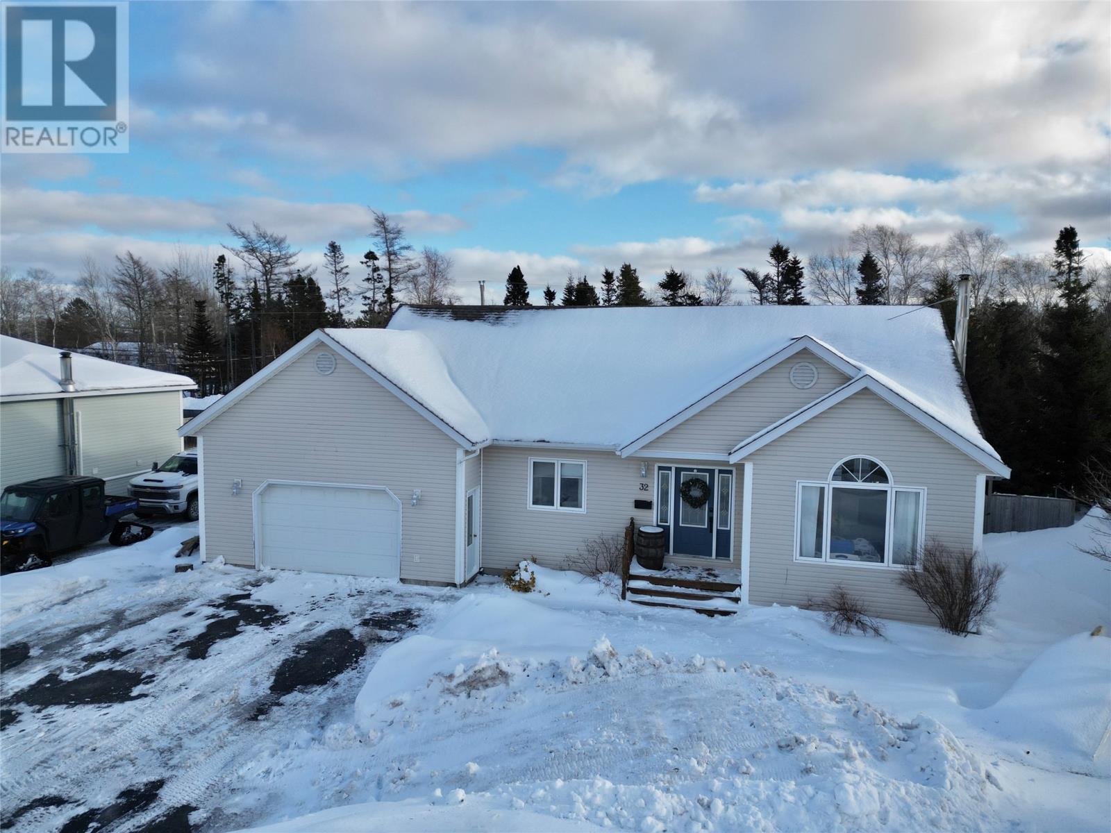 32 Thomas Street, Grand Falls Windsor, Newfoundland & Labrador