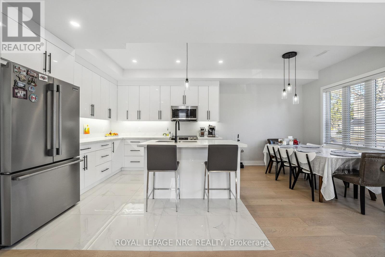 Upper - 668 Quaker Road, Welland (N. Welland), Ontario  L3C 3H2 - Photo 6 - X12698474