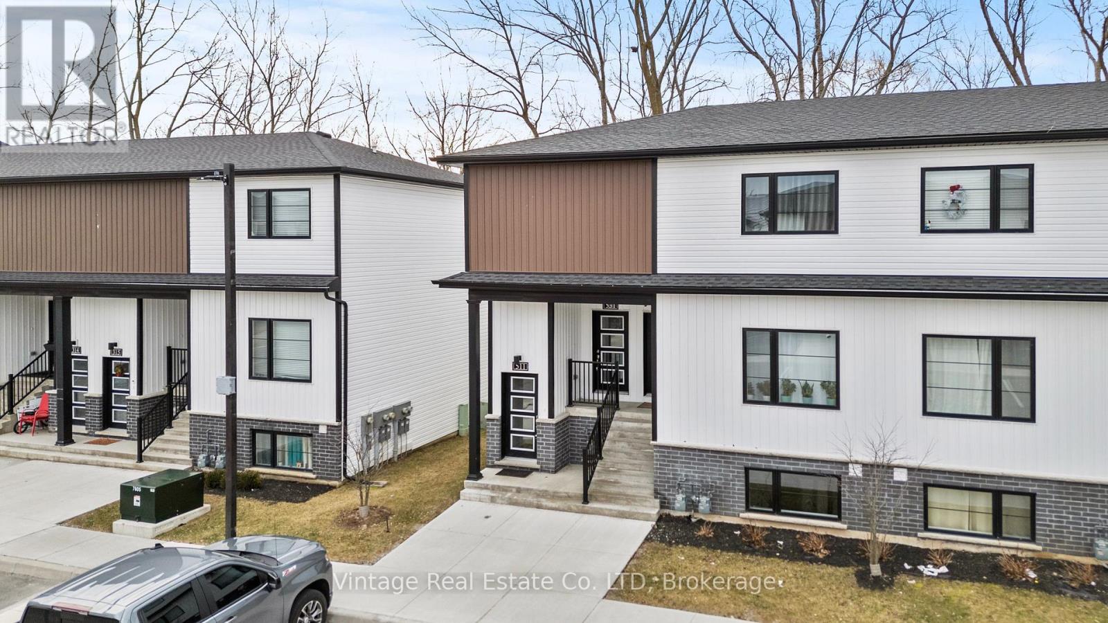 511 - 4263 Fourth Avenue, Niagara Falls, Ontario  L2E 0C2 - Photo 3 - X12698506